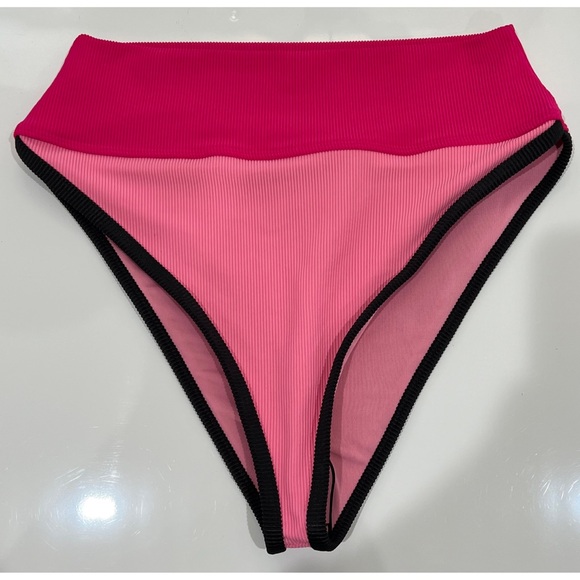 New! Beach Riot Eva Emmy Bottom in Amour Colorblock Size M - Picture 3 of 6